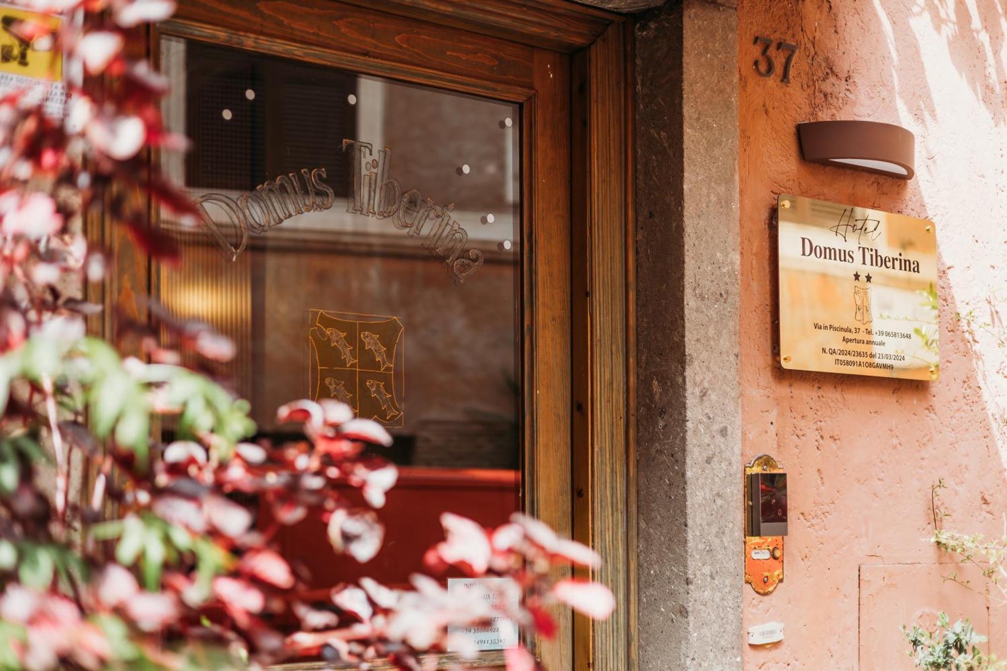 Hotel Domus Tiberina Roma Exterior foto
