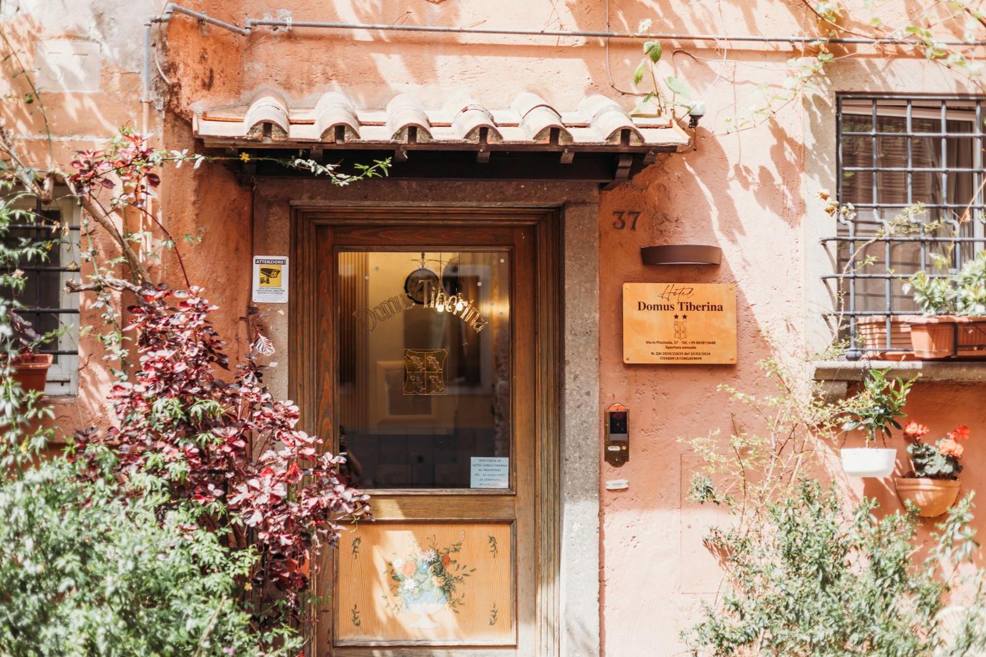 Hotel Domus Tiberina Roma Exterior foto